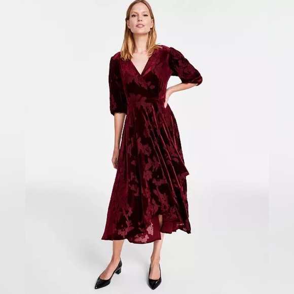 Calvin Klein Dresses & Skirts - NWT Calvin Klein Velvet Puff Ballon Sleeve Midi V Neck Dress Coffee Brown 6
